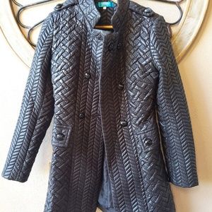 Black quilted acrylic party coat- Small
